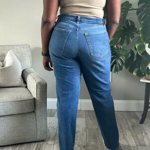 Abercrombie & Fitch  90’s Straight Ultra High Rise Jeans